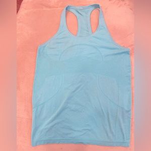 Lululemon racer back tank sz L